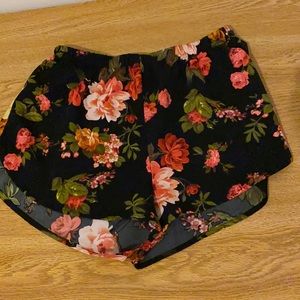 Summer shorts size M